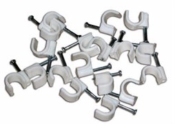 UCC-R05 White 100 POLYBAG Пластиковая скоба для круглых кабелей Uniel, тип — круглый, размер 5мм, цвет белый, 100 шт/пакет 2342